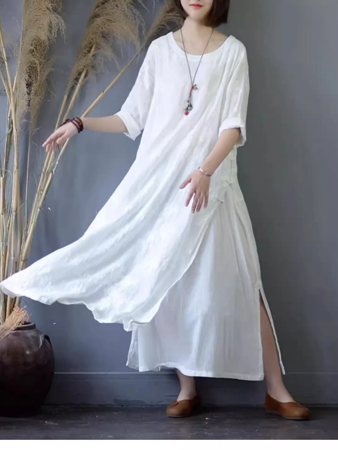 Elegant Embroidered Cotton Lin Long Skirt Dress Women's Summer Loose Design Side Slit Double Layered Cotton Lin A-Line Dress
Elegant Embroidered Cotton Lin Long Skirt Dress Women's Summer Loose Design Side Slit Double Layered Cotton Lin A-Line Dress