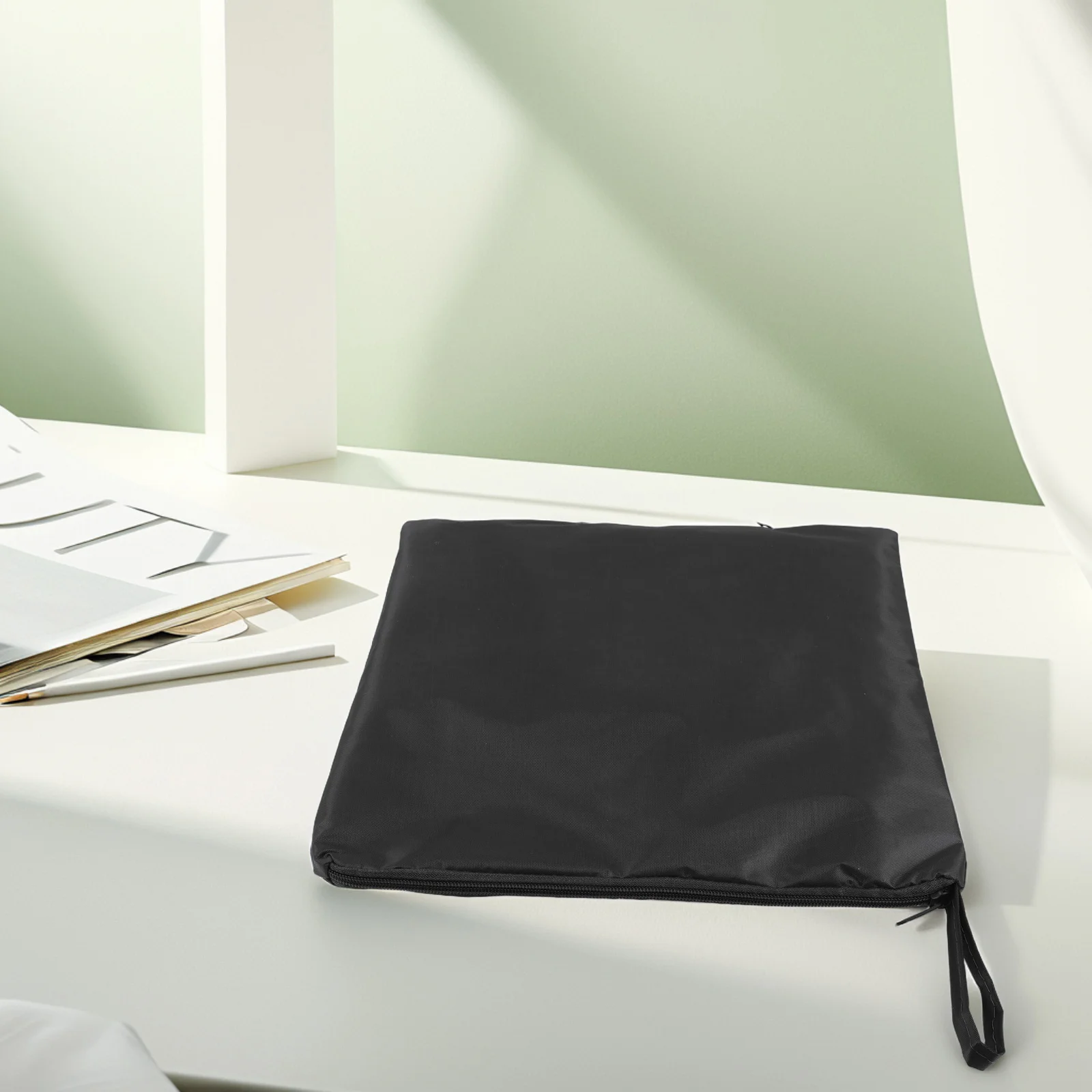 Raincoat Storage Bag Oxford Cloth Waterproof Foldable Portable Lightweight For Travel Camping Outdoor Emergency Use
Raincoat Storage Bag Oxford Cloth Waterproof Foldable Portable Lightweight For Travel Camping Outdoor Emergency Use