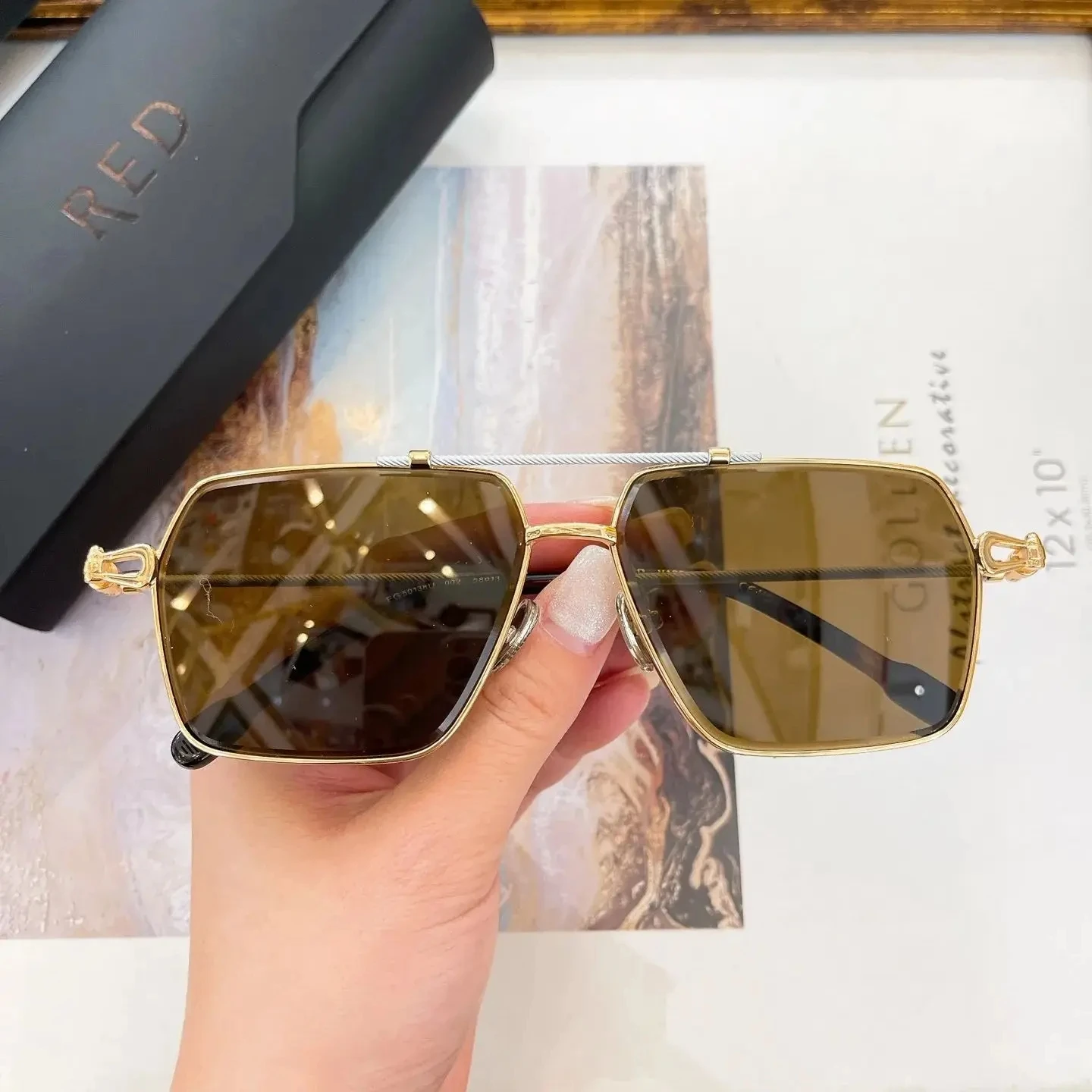Newest Brand Women Men Sunglasses Classic Travel Square Luxury Designer Top Quality Fashion For Unisex Eyeglasses FRE FG50138U
Newest Brand Women Men Sunglasses Classic Travel Square Luxury Designer Top Quality Fashion For Unisex Eyeglasses FRE FG50138U