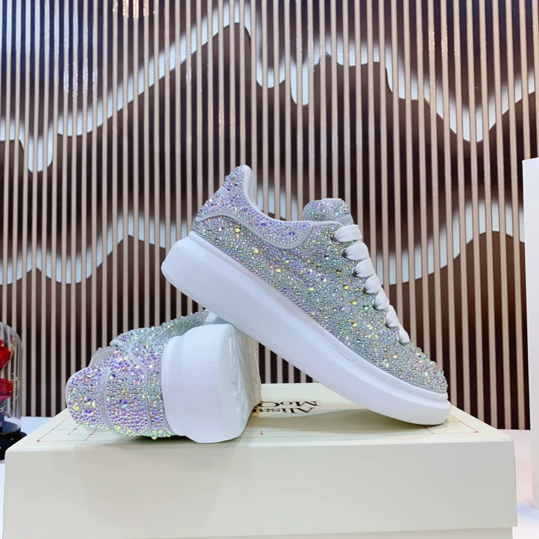 Top Hight Quality Mens Casual Sneakers Real Leather Womens Brand Designer Tennis Shoes Classic Fashion Design running shoes
Top Hight Quality Mens Casual Sneakers Real Leather Womens Brand Designer Tennis Shoes Classic Fashion Design running shoes