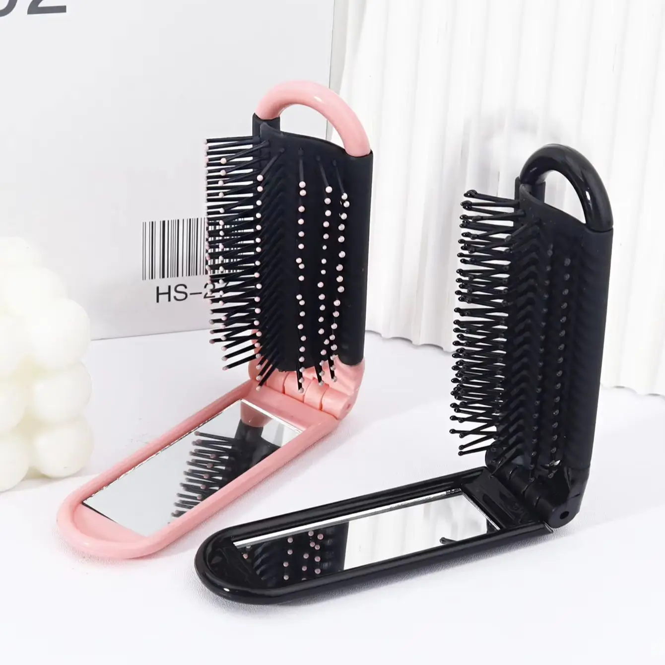 2 шт. разноцветные портативные складные зеркальные расчески, антистатические и термостойкие дорожные расчески, специально для париков из натуральных волос 
2 шт. разноцветные портативные складные зеркальные расчески, антистатические и термостойкие дорожные расчески, специально для париков из натуральных волос