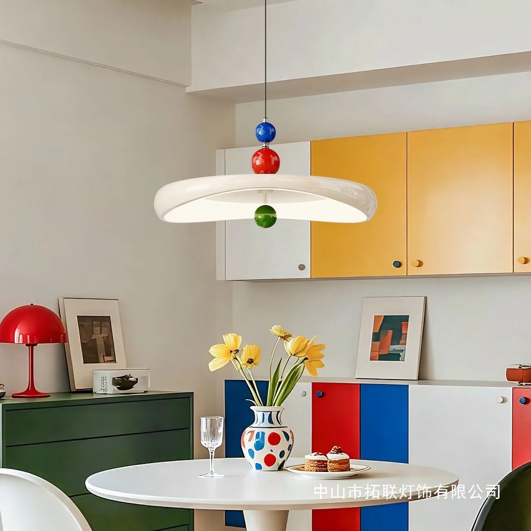 French Cream Style Restaurant Light Modern Personality Warm Dopamine Children's Bedroom Light Nordic Minimalist Style Bar Light
French Cream Style Restaurant Light Modern Personality Warm Dopamine Children's Bedroom Light Nordic Minimalist Style Bar Light