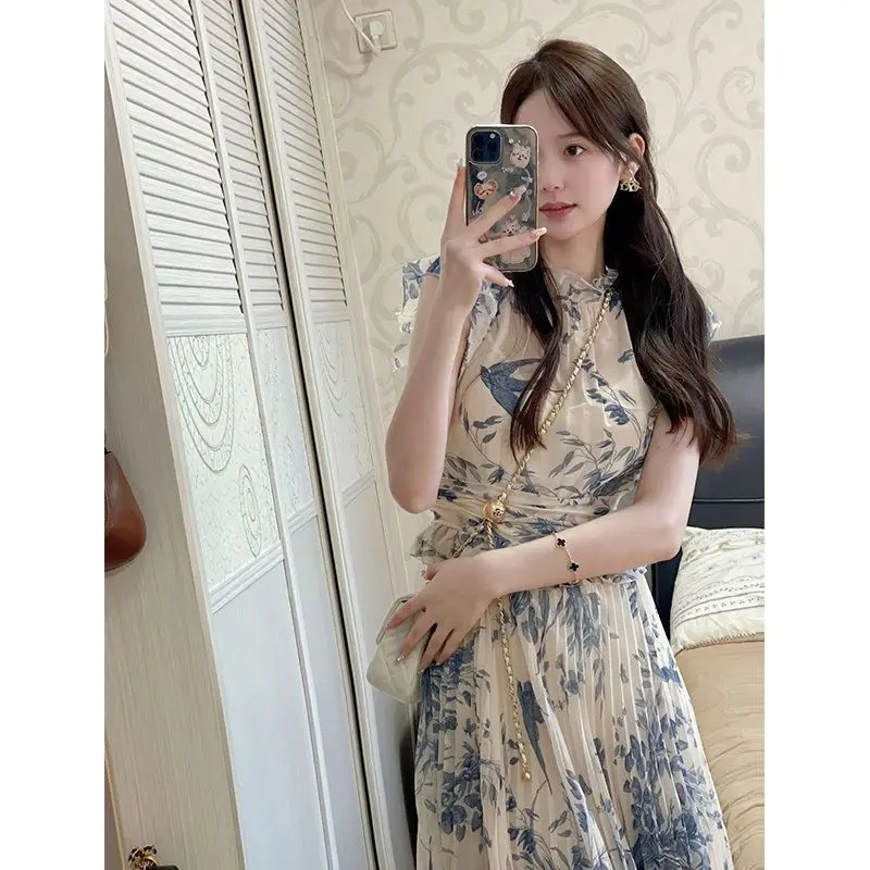 Korea Designer Luxury Chic Vintage Short Sleeve Midi Long Dress Streetwear Ruched Butterfly Floral Print Elegant Party Vestidos
Korea Designer Luxury Chic Vintage Short Sleeve Midi Long Dress Streetwear Ruched Butterfly Floral Print Elegant Party Vestidos