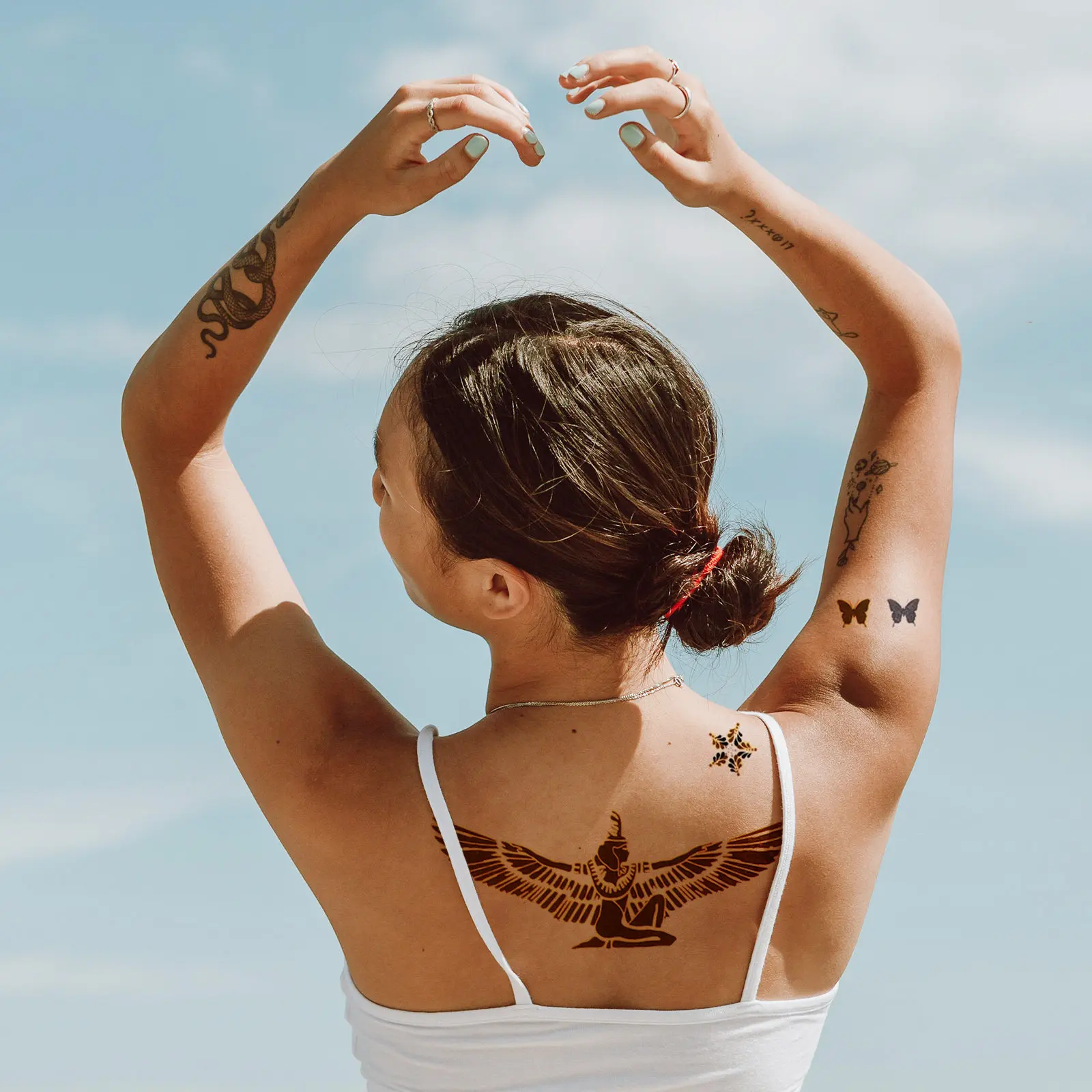 12 Pcs Waterproof Stickers Fake Tattoos Golden Temporary Glitter Metallic Body Sliver
12 Pcs Waterproof Stickers Fake Tattoos Golden Temporary Glitter Metallic Body Sliver