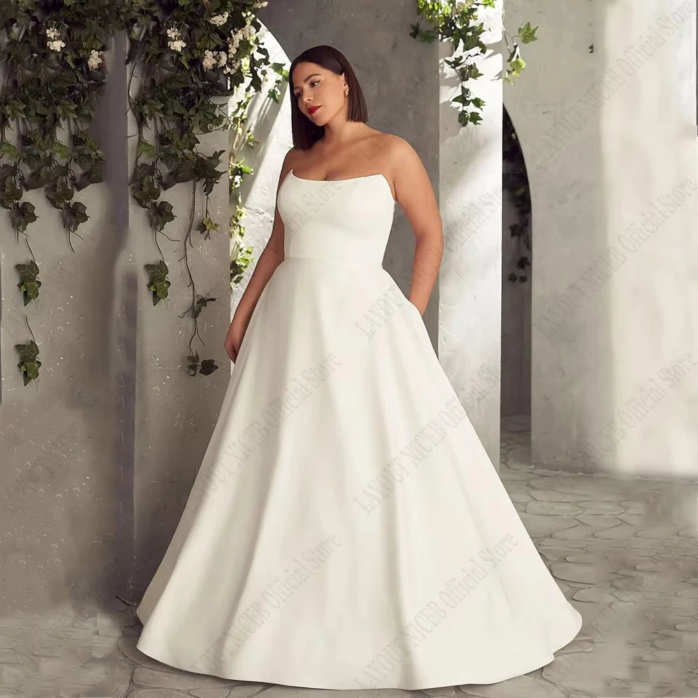 Exquisite Plus Size Strapless Wedding Dresses with Satin 2025 Summer Court Train Button Back Vestido De Novia New
Exquisite Plus Size Strapless Wedding Dresses with Satin 2025 Summer Court Train Button Back Vestido De Novia New