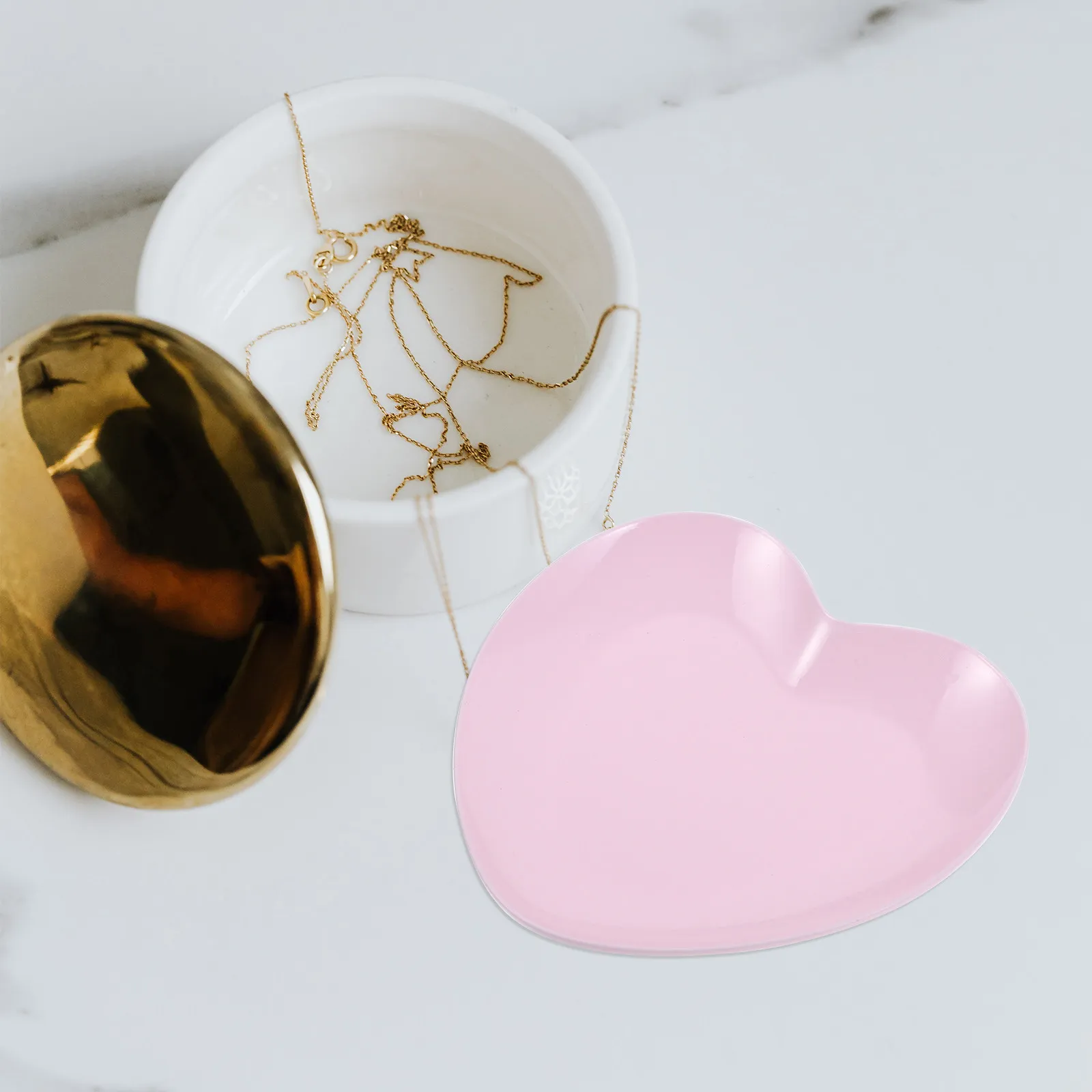 Поднос для украшений в форме сердца из нержавеющей стали, тарелка для мелочей для спальни, гостиной, ванной комнаты, подставка для колец, декоративная демонстрационная тарелка
Поднос для украшений в форме сердца из нержавеющей стали, тарелка для мелочей для спальни, гостиной, ванной комнаты, подставка для колец, декоративная демонстрационная тарелка