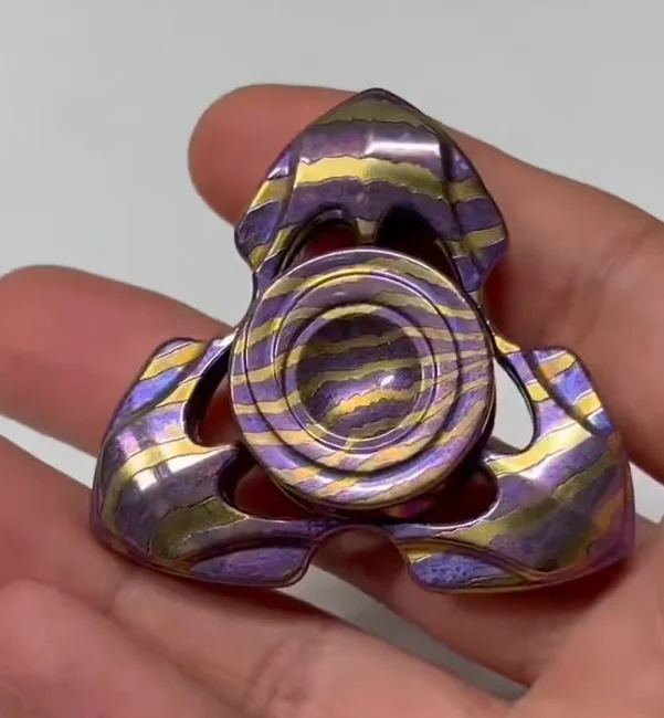 Used EDC STANBLE EDC zircuti Toothless Boy spinner fidget decompression toy
Used EDC STANBLE EDC zircuti Toothless Boy spinner fidget decompression toy