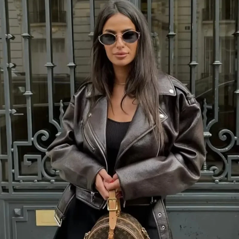 2025 Light Faux Spring Autumn Women Retro Short Soft Leather Jacket Vintage Female Belt Zipper Coat Moto Biker Outwear Tops
2025 Light Faux Spring Autumn Women Retro Short Soft Leather Jacket Vintage Female Belt Zipper Coat Moto Biker Outwear Tops