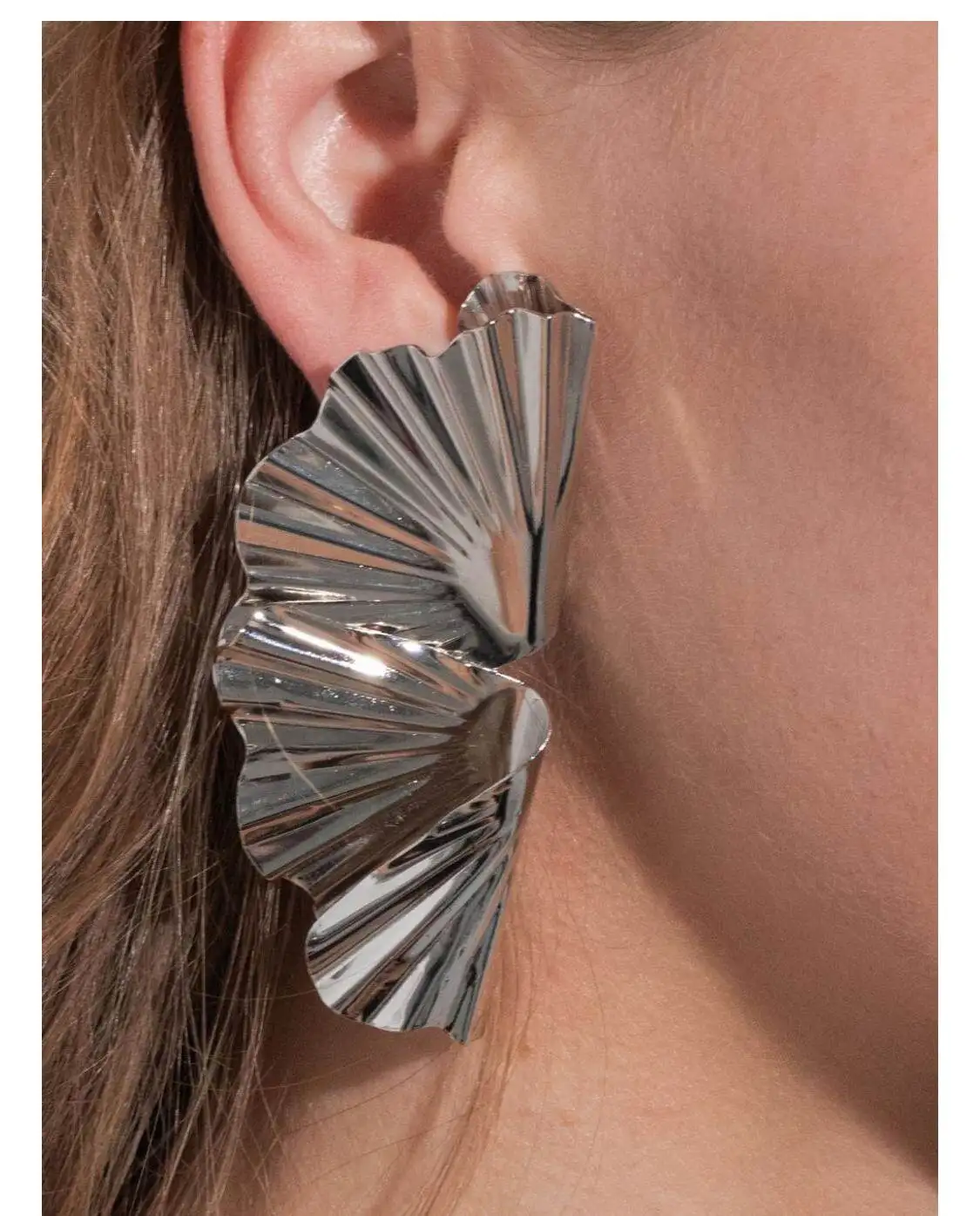 Fashion Europe Famous Designer Brass Plated Gold Big Earrings Women Luxury Jewelry
Fashion Europe Famous Designer Brass Plated Gold Big Earrings Women Luxury Jewelry