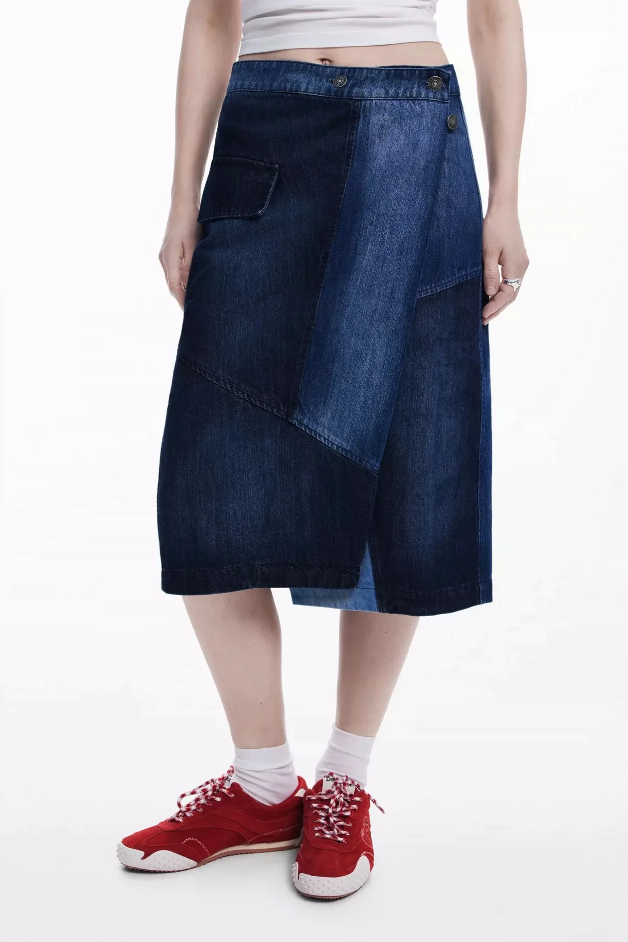 Foreign trade Spain original order new style contrasting patchwork long denim skirt micro elastic designer style
Foreign trade Spain original order new style contrasting patchwork long denim skirt micro elastic designer style