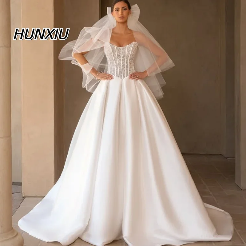 Classic Satin Wedding Dresses For Woman Bridal Ball Gown Beaded Strapless Pleat Vestidos De Novia Boda Customized
Classic Satin Wedding Dresses For Woman Bridal Ball Gown Beaded Strapless Pleat Vestidos De Novia Boda Customized