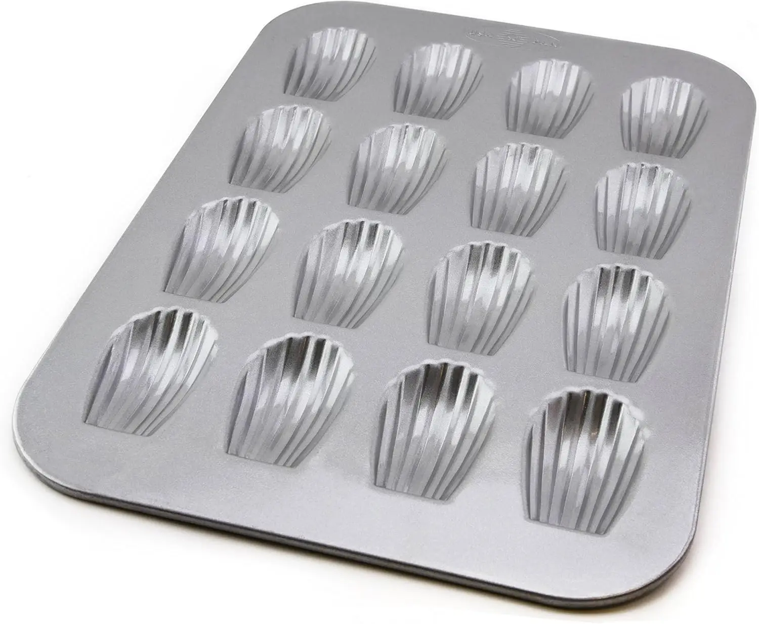 Nonstick Madeleine Pan 16 Well for Baking French Cookies, Heavy Gauge Aluminized Steel
Nonstick Madeleine Pan 16 Well for Baking French Cookies, Heavy Gauge Aluminized Steel