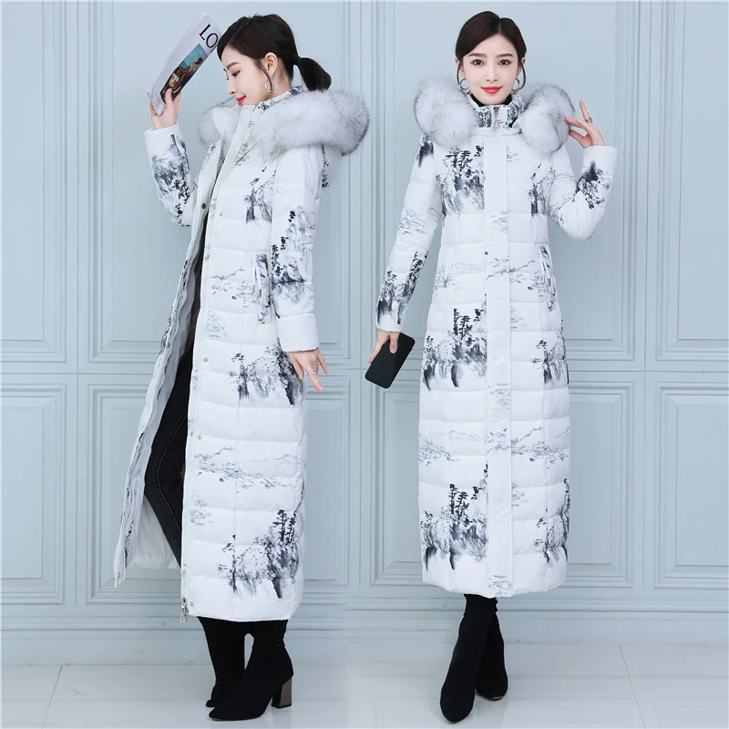 High-end Luxury Parkas Female Large Size Printing Fur Collar Thick Long Down Jacket Women 2022 Winter New White Duck Down Coat
High-end Luxury Parkas Female Large Size Printing Fur Collar Thick Long Down Jacket Women 2022 Winter New White Duck Down Coat