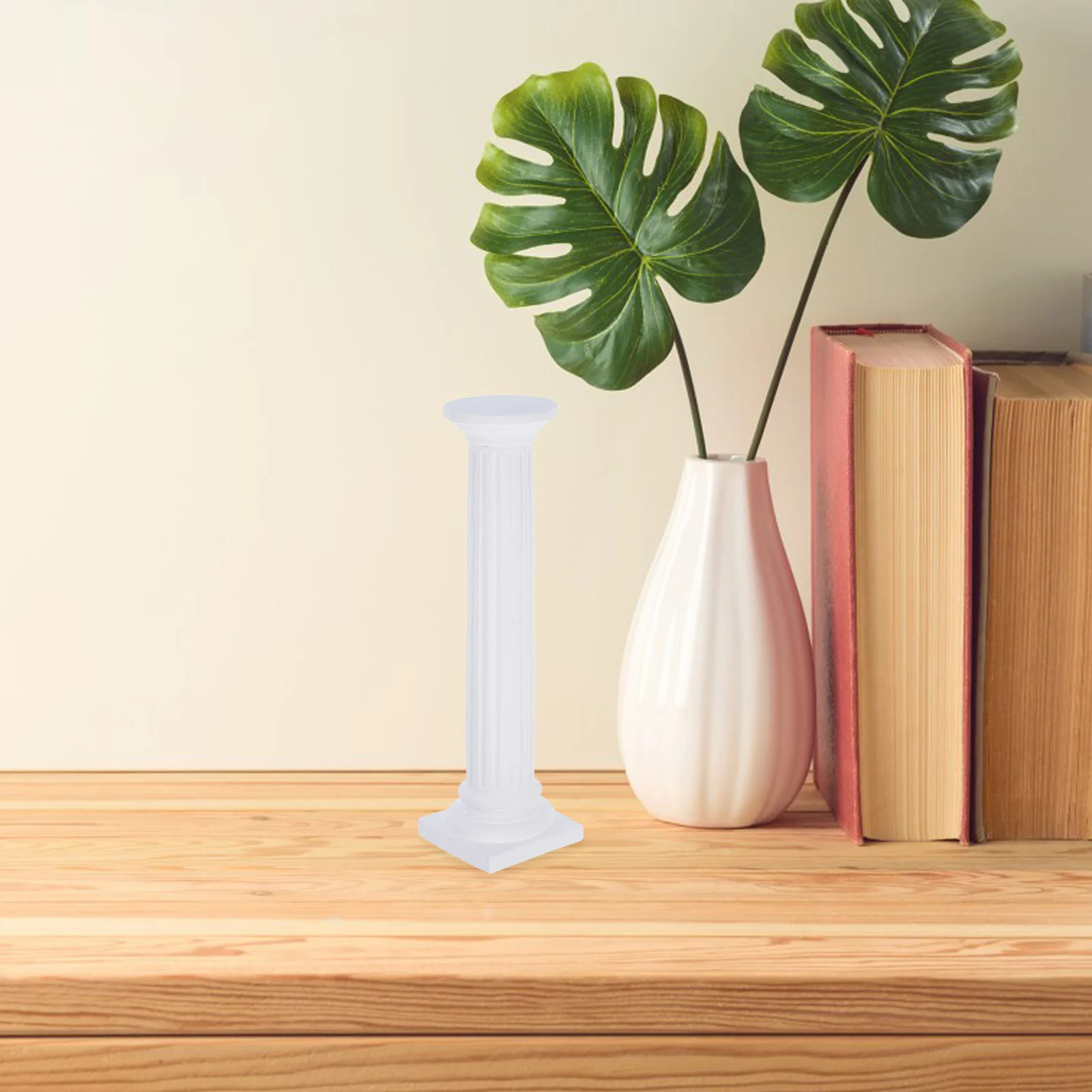 Roman Column Plaster Statue Ornament Handcarved Display Base Stand Artistic Roman Pillar Decoration for Home Pillars
Roman Column Plaster Statue Ornament Handcarved Display Base Stand Artistic Roman Pillar Decoration for Home Pillars