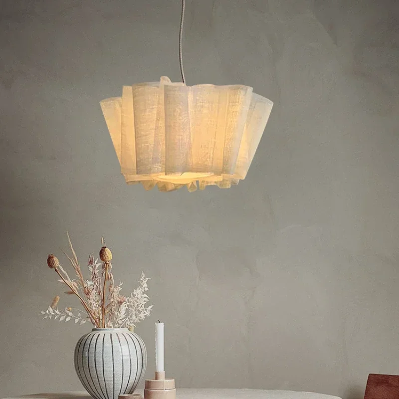 Retro Chandelier Japanese Fabric Simple Creative Pendant Lamp Restaurant Living Room Study Clothes Shop Bar Interior Decoration
Retro Chandelier Japanese Fabric Simple Creative Pendant Lamp Restaurant Living Room Study Clothes Shop Bar Interior Decoration