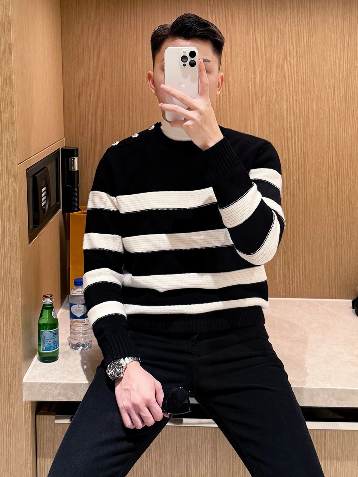 Thiened Long Sve Men's Knitted Sweater Vintage Striped Design Warm Faionable Winter Top YBROTHER Brand
Thiened Long Sve Men's Knitted Sweater Vintage Striped Design Warm Faionable Winter Top YBROTHER Brand
