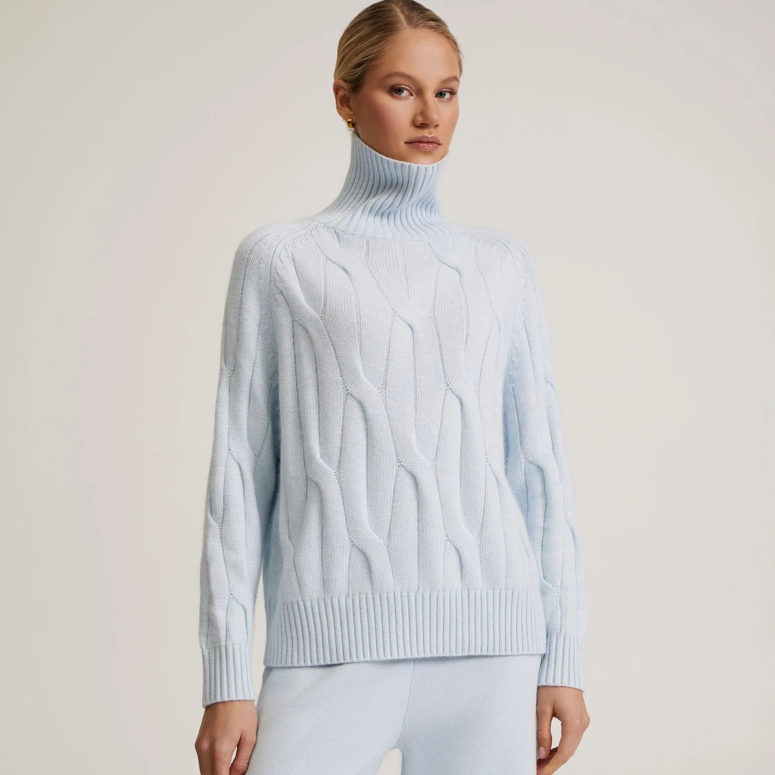 2024 Autumn and Winter High Collar Casual Comfortable Loose Sweater Women's Set Two Piece Set
2024 Autumn and Winter High Collar Casual Comfortable Loose Sweater Women's Set Two Piece Set