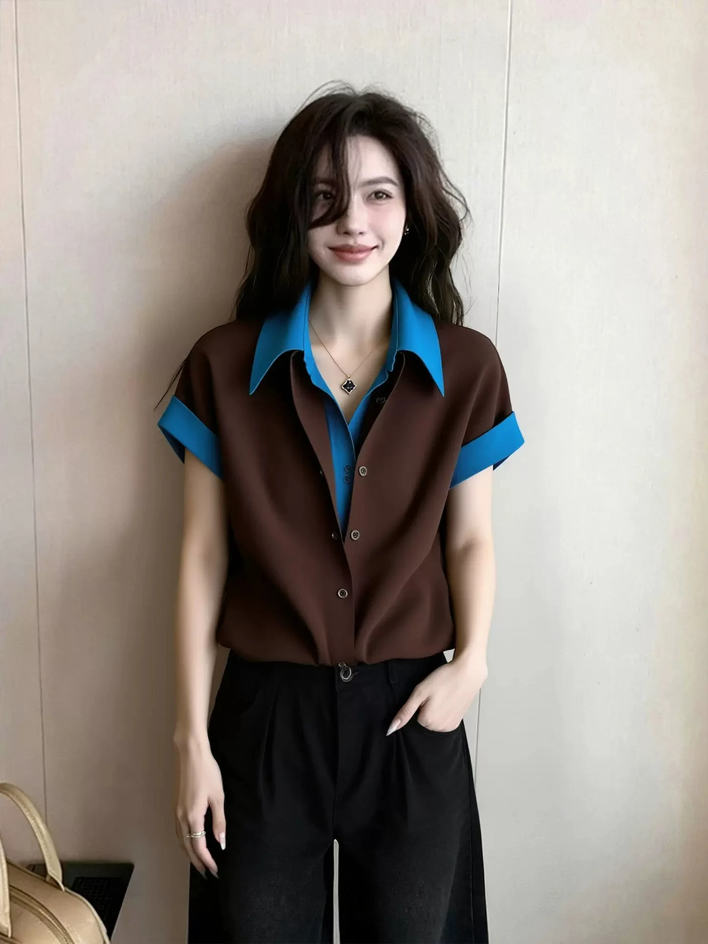 Elegant Collar Color Block Short Sleeve Shirt Women's Summer Fashionable Unique Top French Style Loose Fit Button up
Elegant Collar Color Block Short Sleeve Shirt Women's Summer Fashionable Unique Top French Style Loose Fit Button up