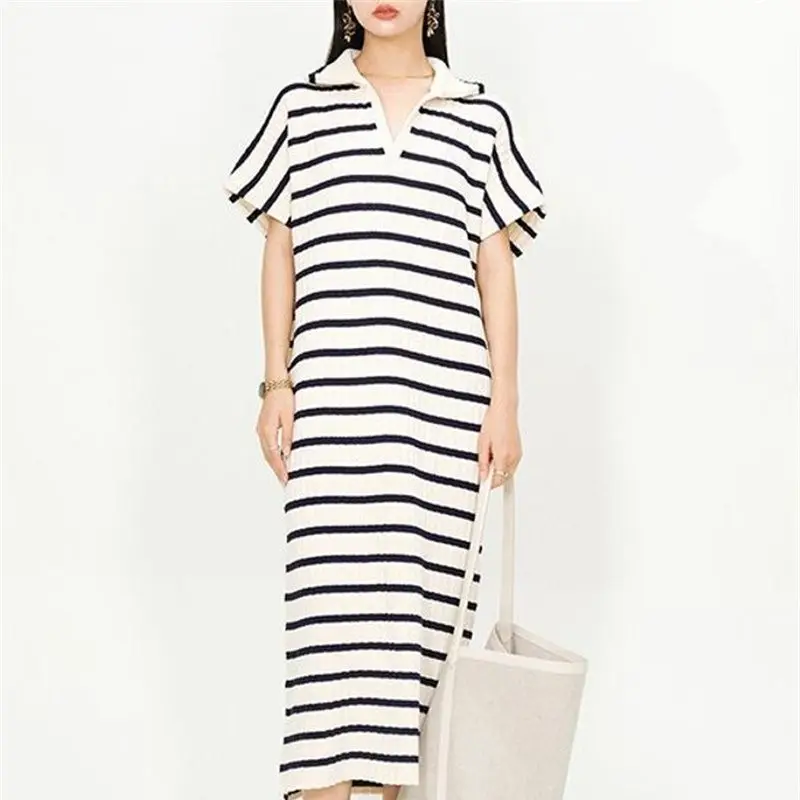 Korean Fashion Women Polo Striped Knit Dress Autumn Loose Casual Midi Long Dress Vintage Short Sleeve Female Straight Robe Mujer
Korean Fashion Women Polo Striped Knit Dress Autumn Loose Casual Midi Long Dress Vintage Short Sleeve Female Straight Robe Mujer