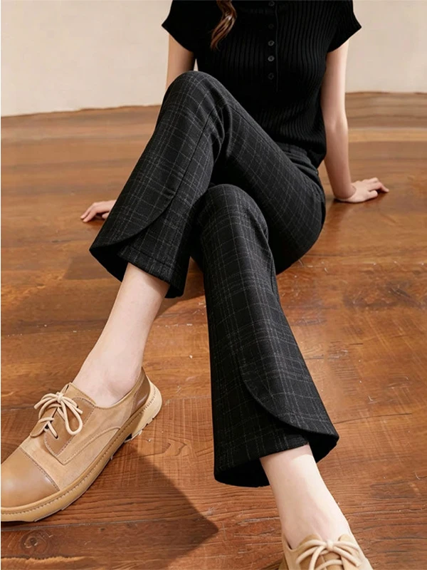 High Waist Plaid Micro Flared Pants Women's Summer 2026 Slim Fit Casual Trousers Thin Style Versatile Drapey Casual Pants
High Waist Plaid Micro Flared Pants Women's Summer 2026 Slim Fit Casual Trousers Thin Style Versatile Drapey Casual Pants