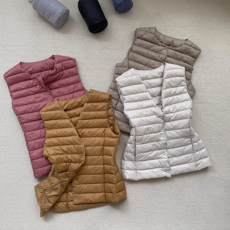 New Autumn Winter Fashion light grey Vest Coat Women Vintage Short Outwear Tops Female Casual Warm Sleeveless Waistcoat
New Autumn Winter Fashion light grey Vest Coat Women Vintage Short Outwear Tops Female Casual Warm Sleeveless Waistcoat
