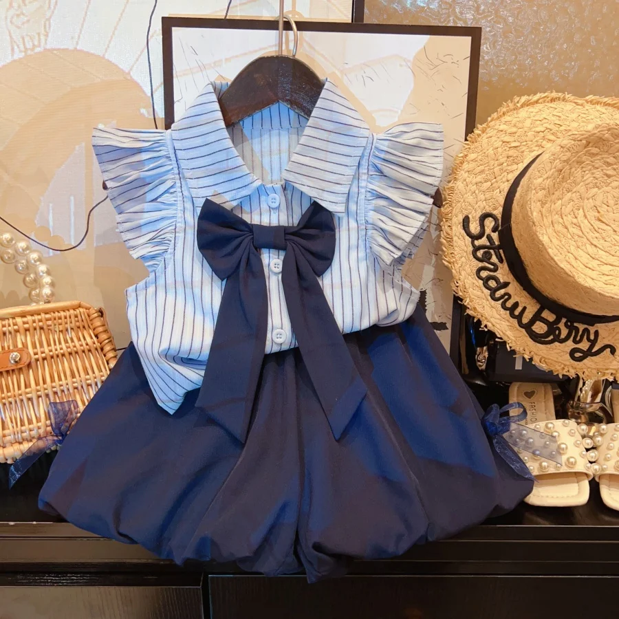 New Girls Clothes Set College Style Shirt Tops+Shorts Fashion Baby Girl Clothes Summer 2026 Suits 2-9Yrs
New Girls Clothes Set College Style Shirt Tops+Shorts Fashion Baby Girl Clothes Summer 2026 Suits 2-9Yrs