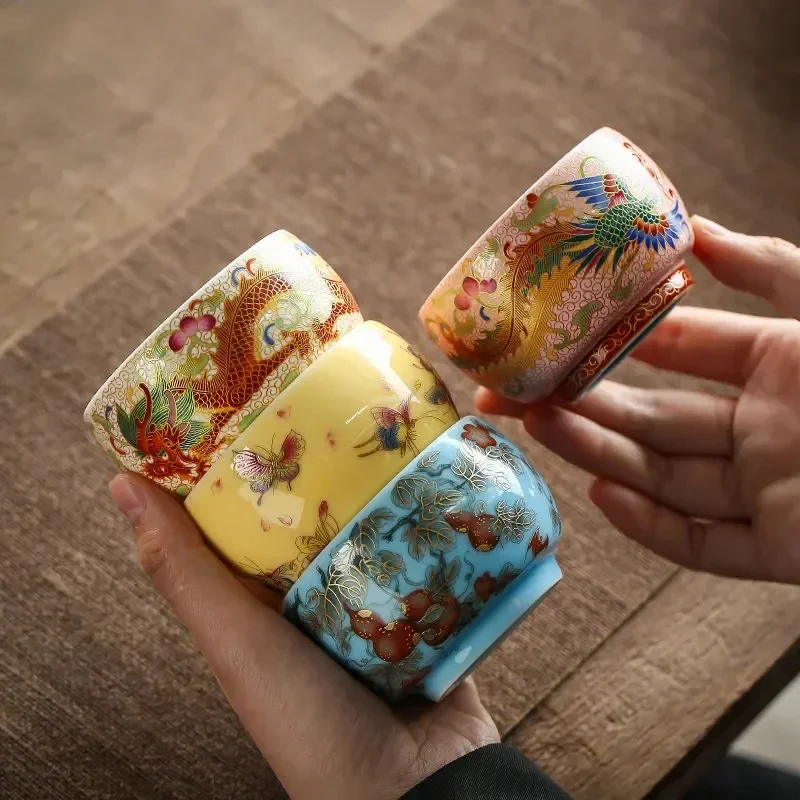 120ml Exquisite Enamelled Dragon Pattern Teacup Chinese Ceramic Tea Bowl Home Pu 'er Master Cup Handmade Porcelain Tea Set
120ml Exquisite Enamelled Dragon Pattern Teacup Chinese Ceramic Tea Bowl Home Pu 'er Master Cup Handmade Porcelain Tea Set
