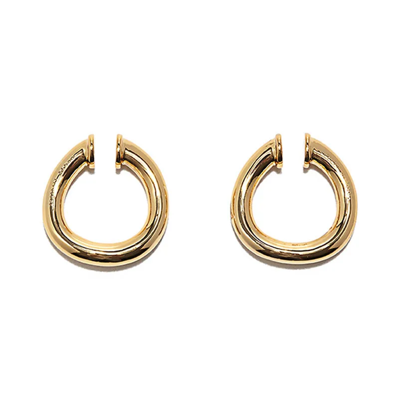 Withered Twisted Circular Large Ring Earrings Made Of Female Brass Vacuum Plated With 18k Gold
Withered Twisted Circular Large Ring Earrings Made Of Female Brass Vacuum Plated With 18k Gold