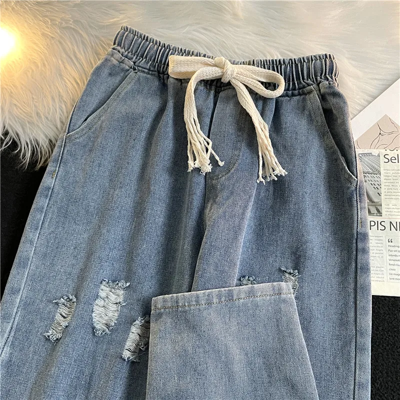 Casual Loose Straight Leg Jeans Men's Style Woven Drawstring Elastic Waist Hole Punching Hong Kong Style Hip Hop Wide Leg Cas...
Casual Loose Straight Leg Jeans Men's Style Woven Drawstring Elastic Waist Hole Punching Hong Kong Style Hip Hop Wide Leg Cas...