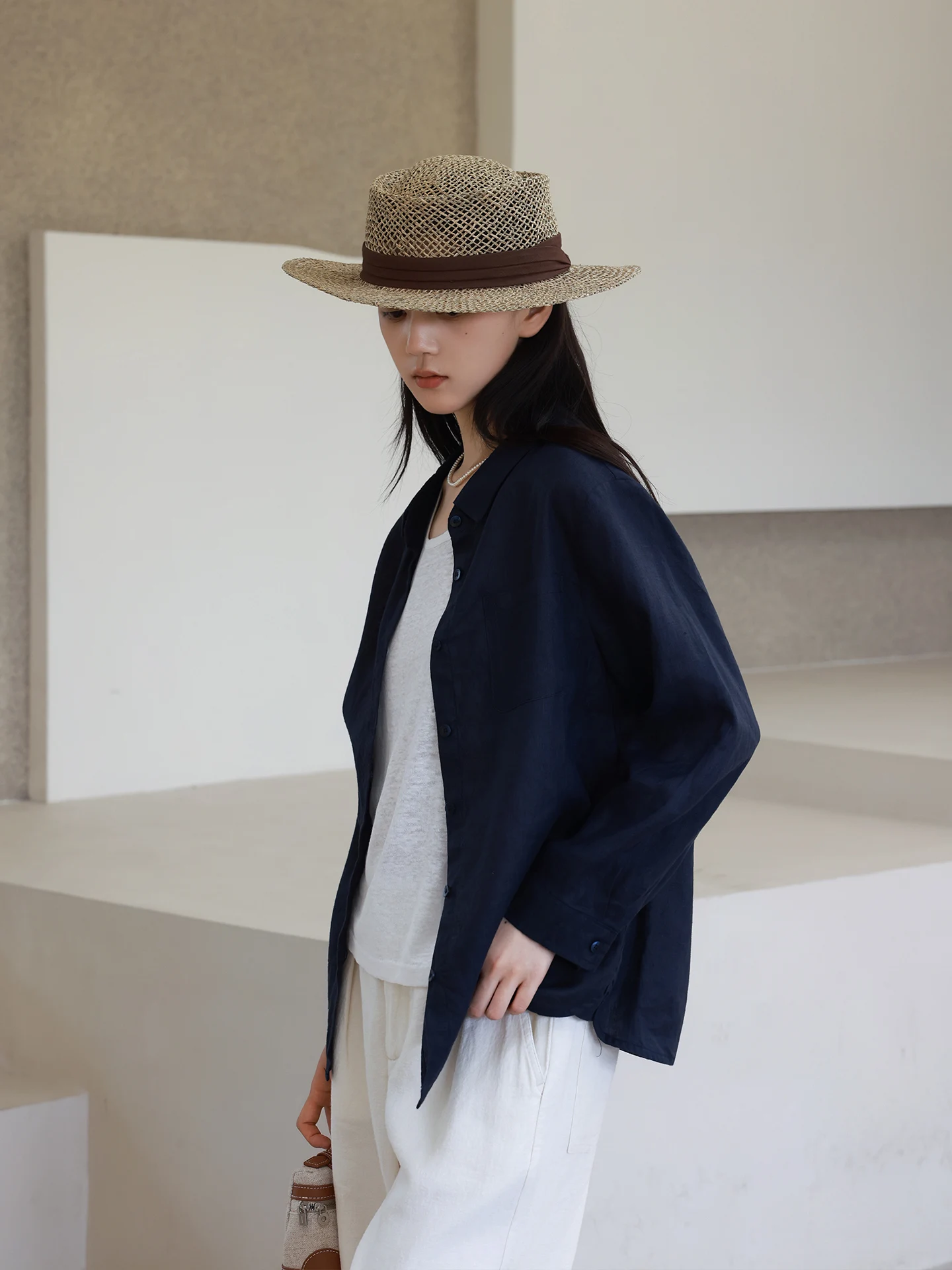 Han Hanfu Women's Long Sve irt 60 Yarns Casual Sle Loose Fit Pure Color Spring 2026 New Arrival Hong Kong Flavor
Han Hanfu Women's Long Sve irt 60 Yarns Casual Sle Loose Fit Pure Color Spring 2026 New Arrival Hong Kong Flavor