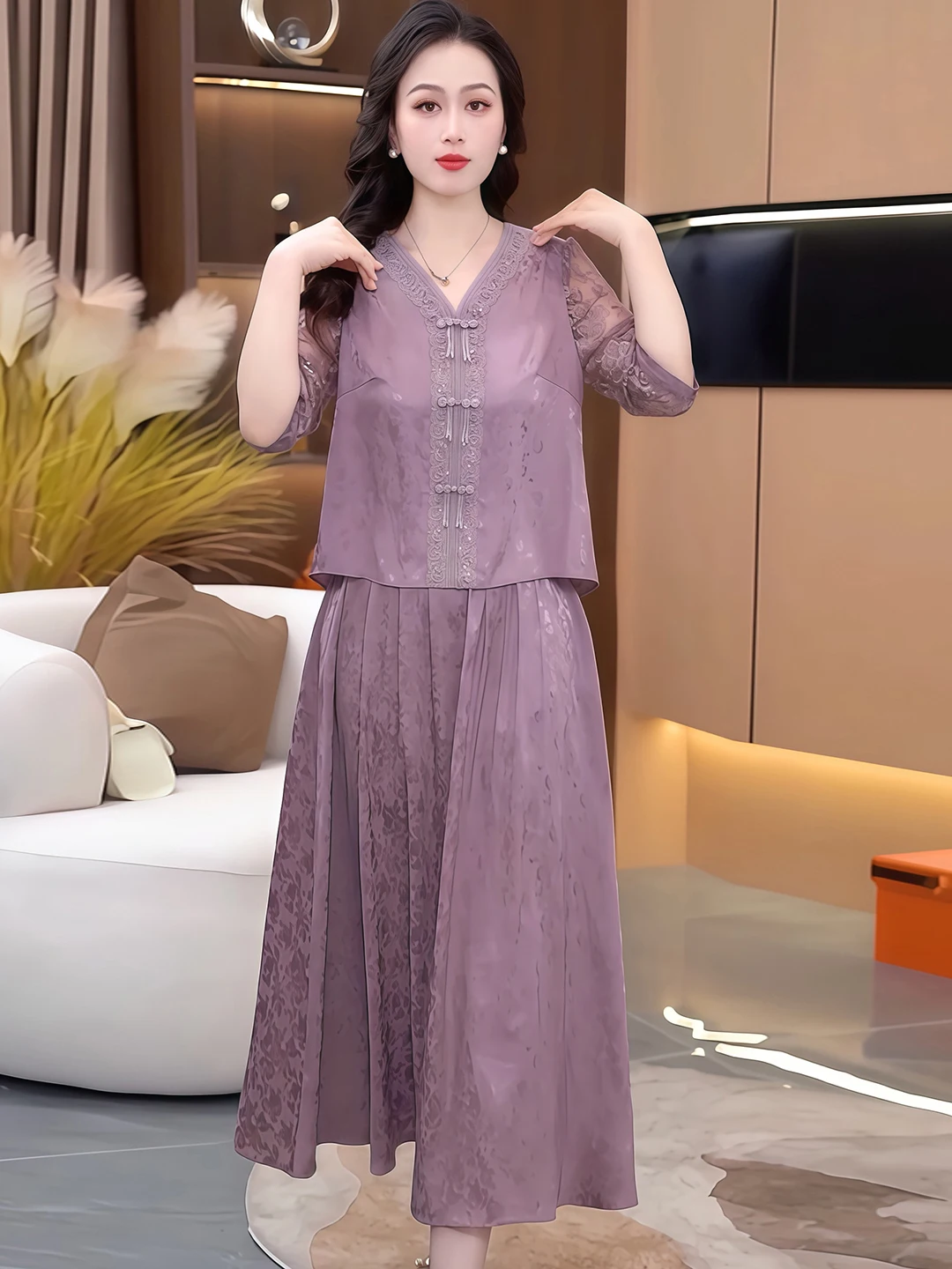 Silk Satin Fabric National Style Fake Two-Piece Dress Women's Summer 2026 New Slimming Chinese Style Evening Gown
Silk Satin Fabric National Style Fake Two-Piece Dress Women's Summer 2026 New Slimming Chinese Style Evening Gown