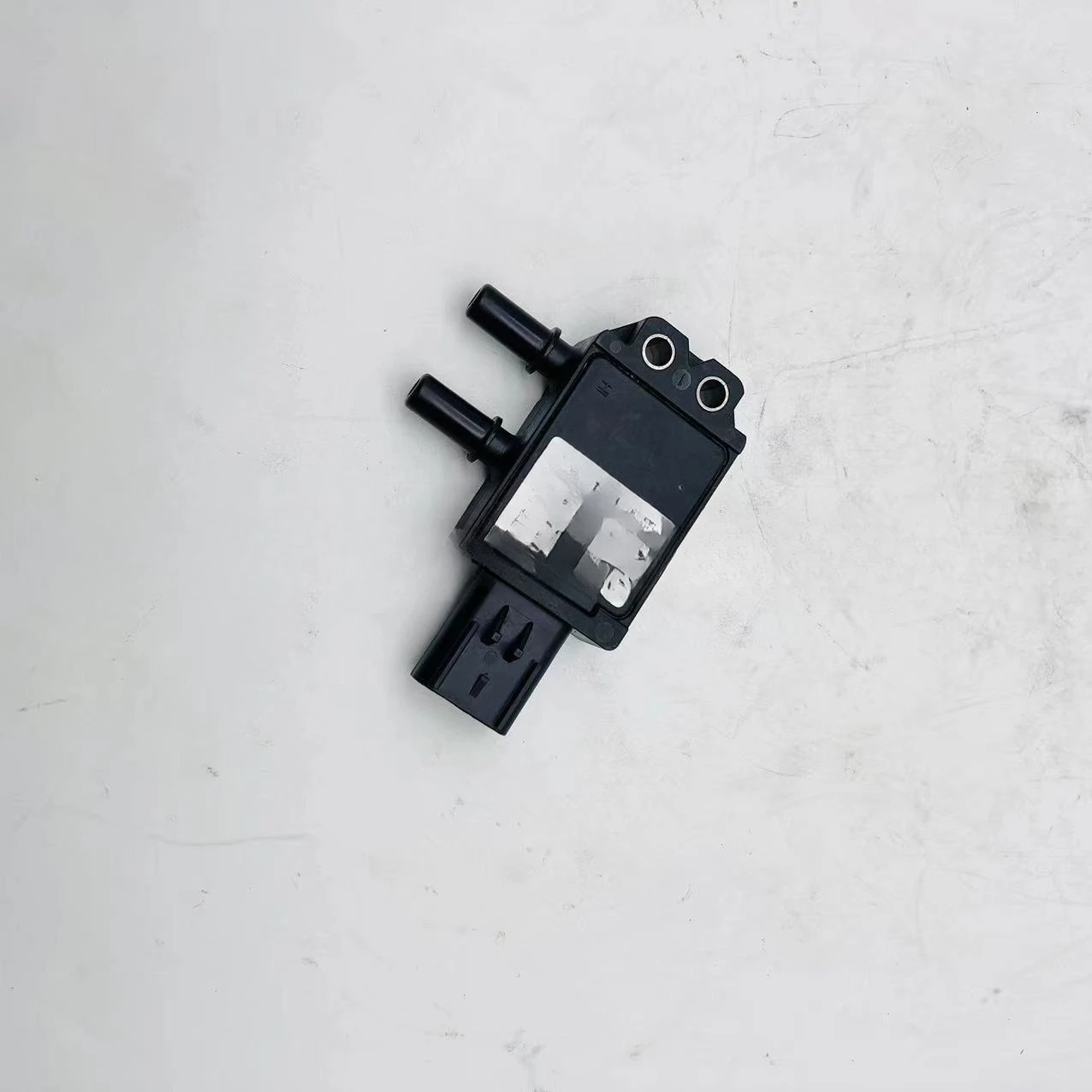 6520-81-1010 2871960-Q229822 Differential Pressure Sensor PC210-10 Excavator Accessories
6520-81-1010 2871960-Q229822 Differential Pressure Sensor PC210-10 Excavator Accessories