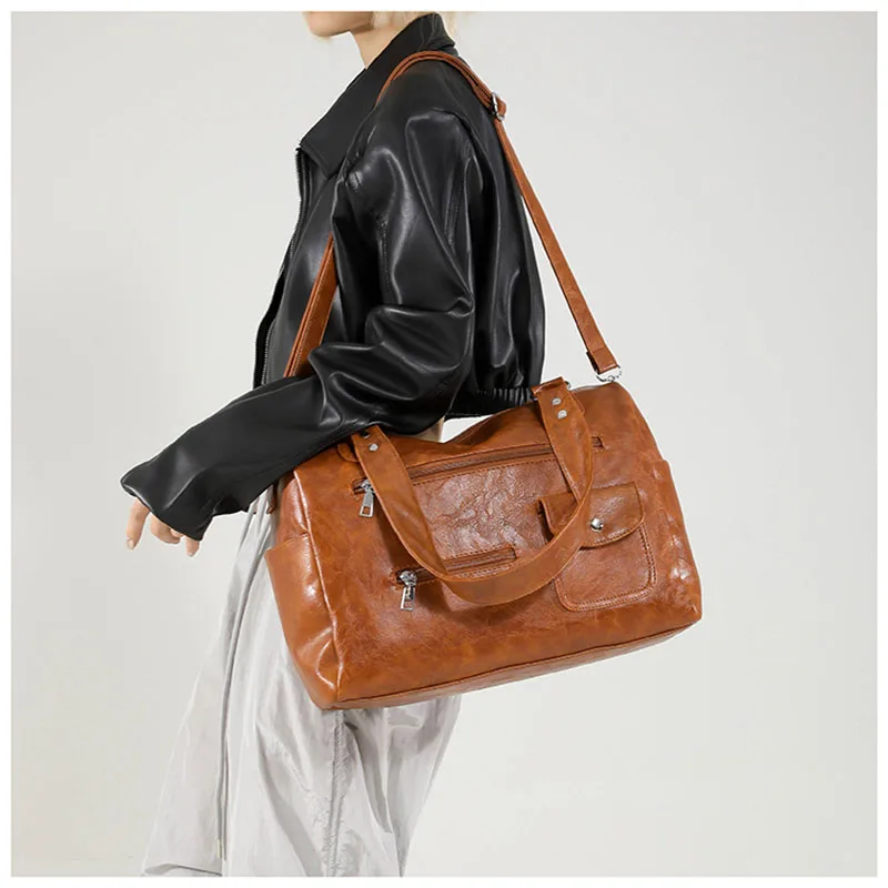 Large Capacity Leisure Travel Bag 2025 New Fashion Simple PU Soft Leather Shoulder Bag Women Retro Versatile Handbag Travel Bag
Large Capacity Leisure Travel Bag 2025 New Fashion Simple PU Soft Leather Shoulder Bag Women Retro Versatile Handbag Travel Bag