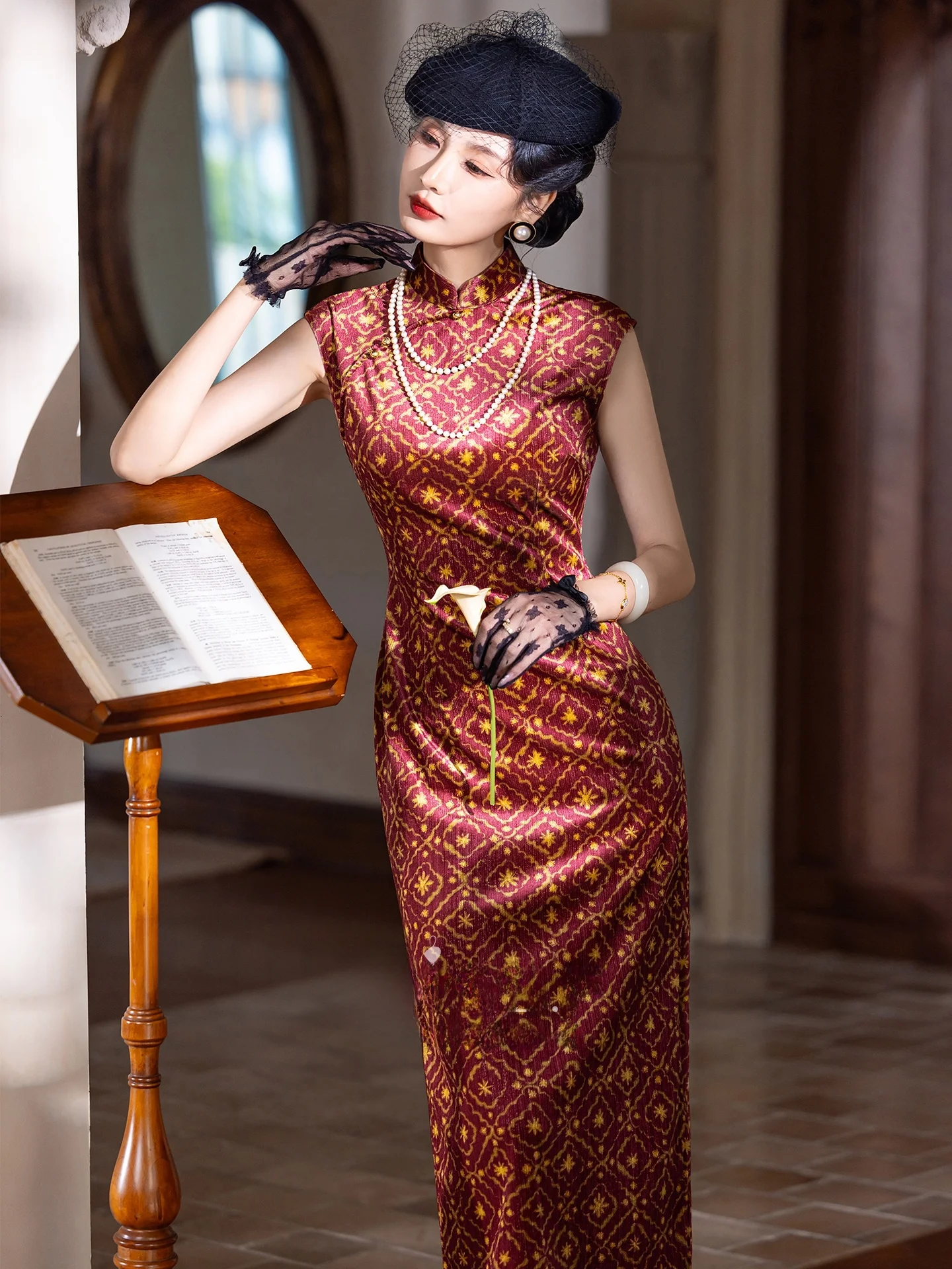 Young Sle Velvet Dr anghai Old Faion Low Slit Long Qipao Young Model Beautiful Waist-Cut Autumn New Arrivals
Young Sle Velvet Dr anghai Old Faion Low Slit Long Qipao Young Model Beautiful Waist-Cut Autumn New Arrivals