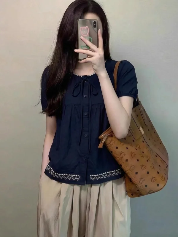 Large Size Korean Style Ruffle Sleeve round Neck Bubble Shirt Women's Summer New Vintage Slimming Versatile Top
Large Size Korean Style Ruffle Sleeve round Neck Bubble Shirt Women's Summer New Vintage Slimming Versatile Top