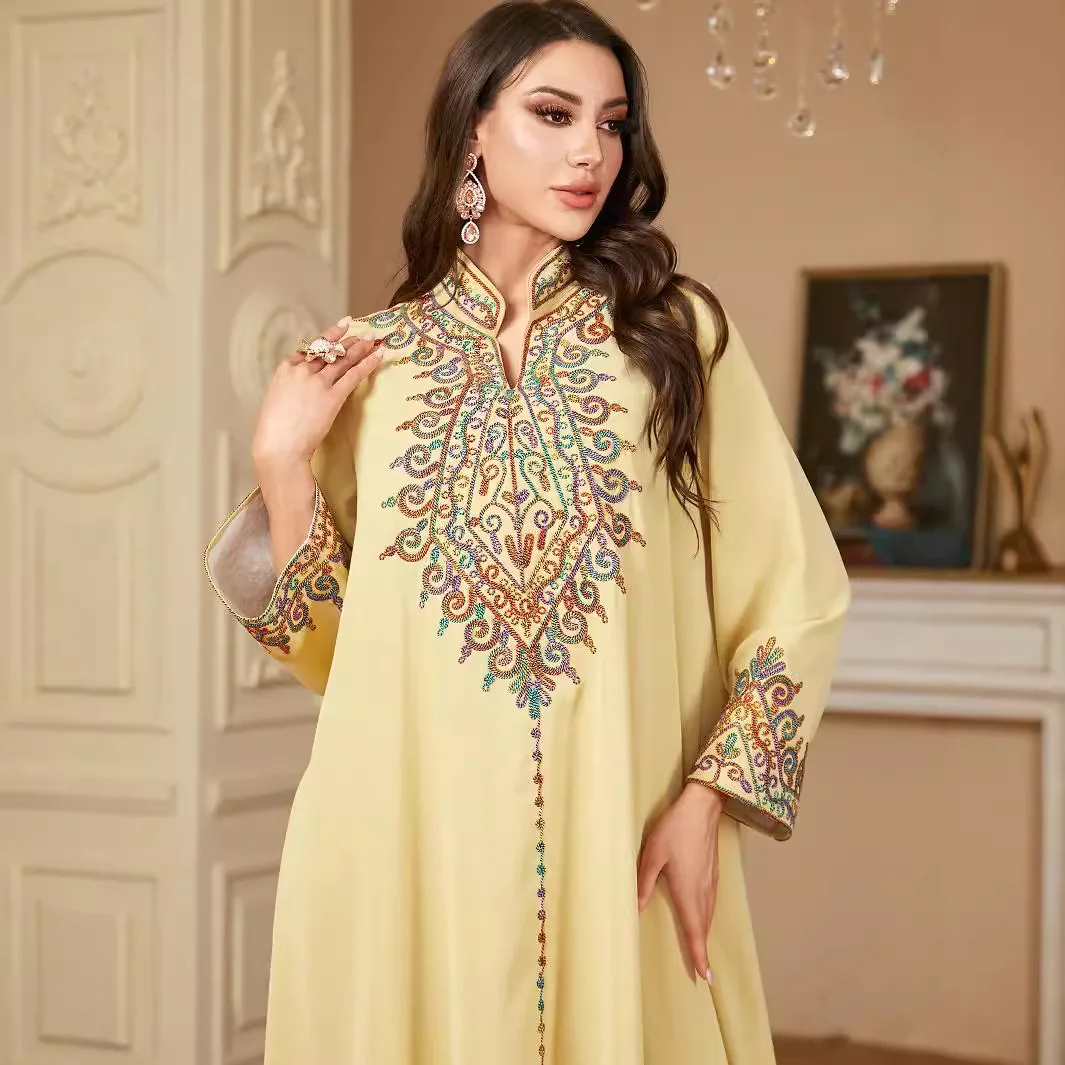 2025 New Embroidery Abayas for Women Kebaya Muslim Dress Ramadan Islamic Jalabiya Arabic Robe Dubai Party Gown Caftan Vestidos
2025 New Embroidery Abayas for Women Kebaya Muslim Dress Ramadan Islamic Jalabiya Arabic Robe Dubai Party Gown Caftan Vestidos