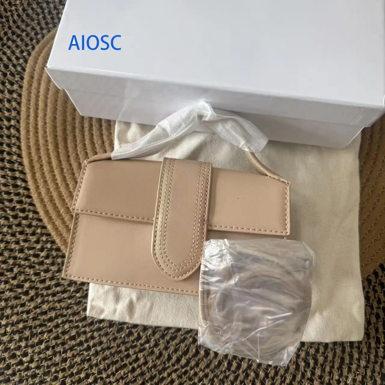 Women Smooth Faux Leather Double Flap Mini Handbag Central Decor Strap Soft Curved Handle Detachable Crossbody Strap Purse
Women Smooth Faux Leather Double Flap Mini Handbag Central Decor Strap Soft Curved Handle Detachable Crossbody Strap Purse