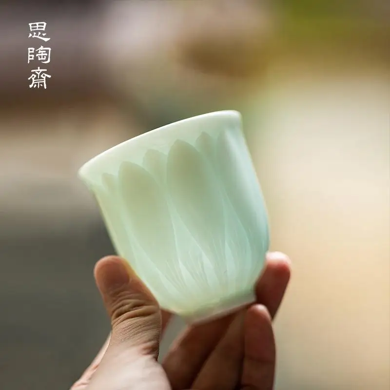 Large Size Ceramic Blue Porcelain Tea Cup Chinese Style Gongfu Tea Set Home Use Drinking Cup Simulated Song Dynasty Design
Large Size Ceramic Blue Porcelain Tea Cup Chinese Style Gongfu Tea Set Home Use Drinking Cup Simulated Song Dynasty Design