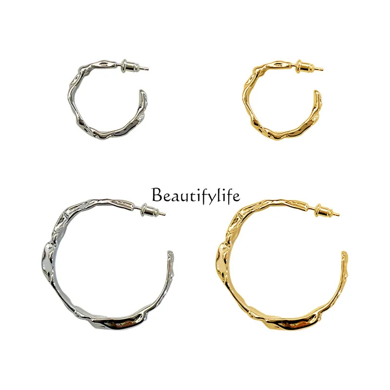 Metal Vintage Earrings Premium Exaggerated and Personalized Irregular C- Shaped Big Circle European and American Earrings
Metal Vintage Earrings Premium Exaggerated and Personalized Irregular C- Shaped Big Circle European and American Earrings