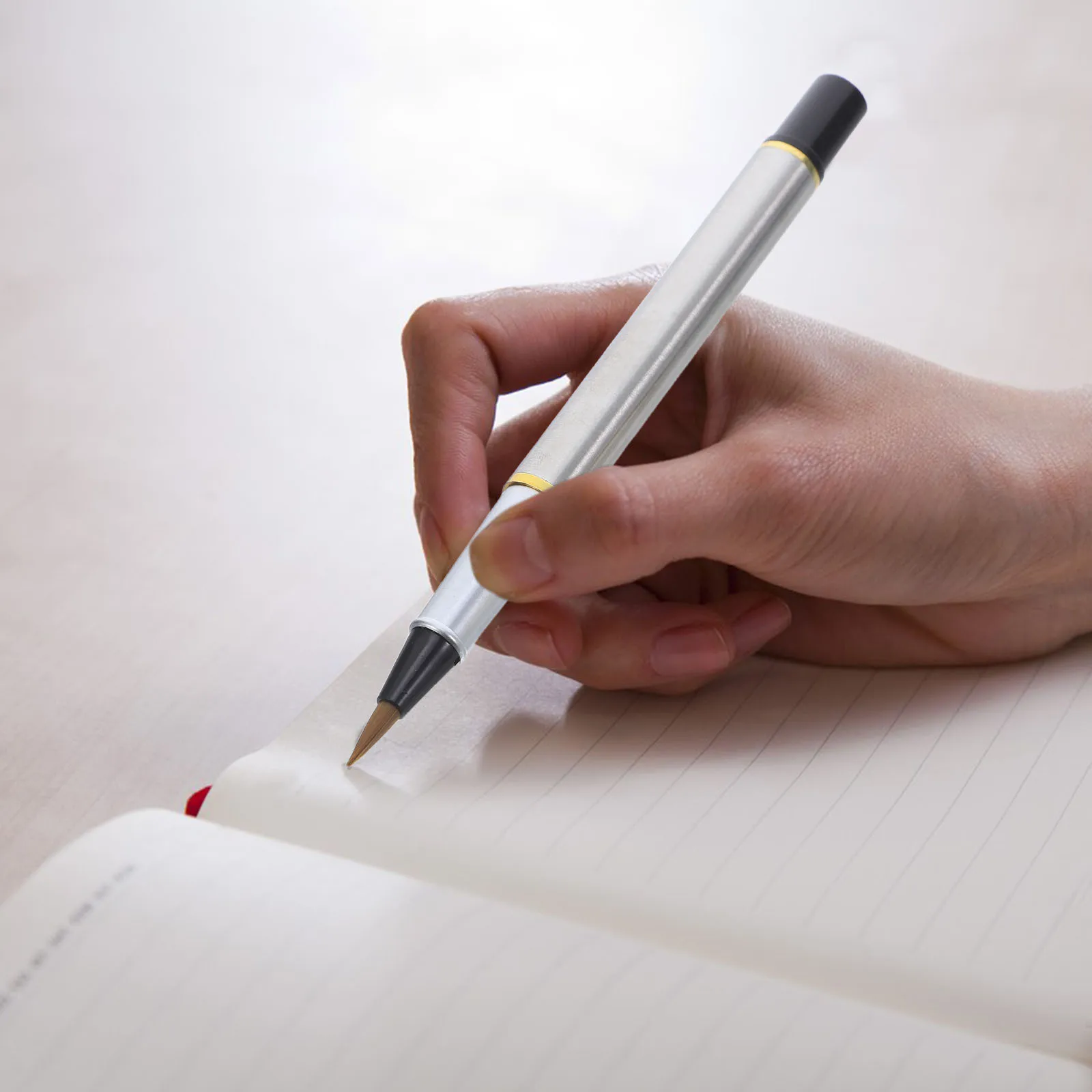 3Pcs Refillable Ink Calligraphy Brush Pens Soft Tip Fountain Portable Writing Set for Chinese Painting Drawing
3Pcs Refillable Ink Calligraphy Brush Pens Soft Tip Fountain Portable Writing Set for Chinese Painting Drawing