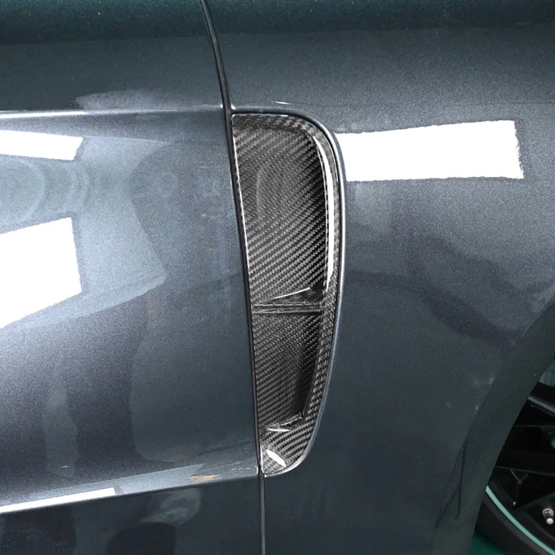 Подходит для внешней модификации автомобиля из сухого углеродного волокна 971, боковое вентиляционное отверстие
Подходит для внешней модификации автомобиля из сухого углеродного волокна 971, боковое вентиляционное отверстие