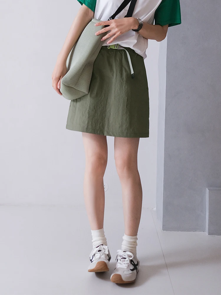 Женская уличная юбка с высокой талией, универсальные брюки, мягкая юбка трапециевидной формы из нейлоновой ткани, новое поступление лета
Женская уличная юбка с высокой талией, универсальные брюки, мягкая юбка трапециевидной формы из нейлоновой ткани, новое поступление лета