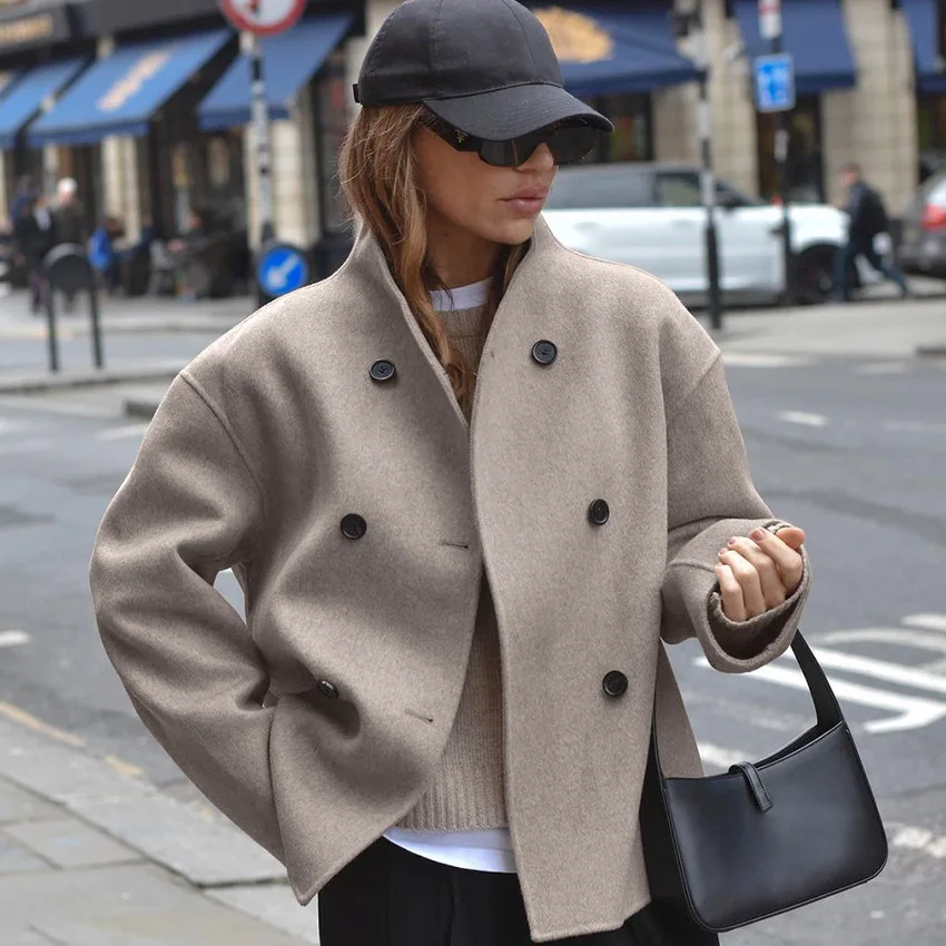 Gothiscyn French Style Stand Collar Double Breasted Woolen Jacket for Women's Autumn and Winter Long-sleeved Loose Short Jacket
Gothiscyn French Style Stand Collar Double Breasted Woolen Jacket for Women's Autumn and Winter Long-sleeved Loose Short Jacket