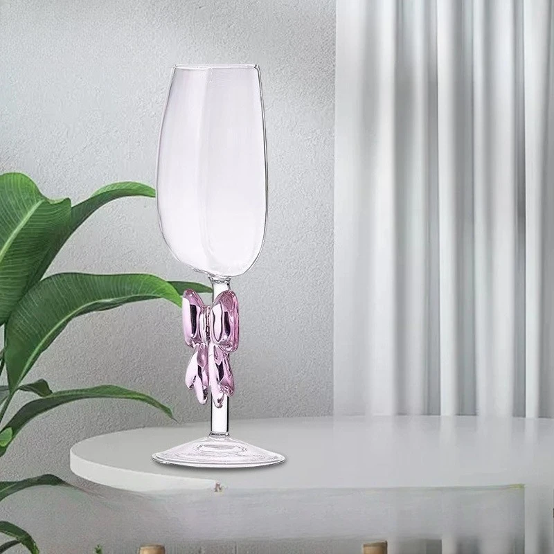Галстук-бабочка Коктейльный стакан Элегантная чашка для шампанского и вина Половина тела Высокое качество Кристально прозрачный 
Галстук-бабочка Коктейльный стакан Элегантная чашка для шампанского и вина Половина тела Высокое качество Кристально прозрачный
