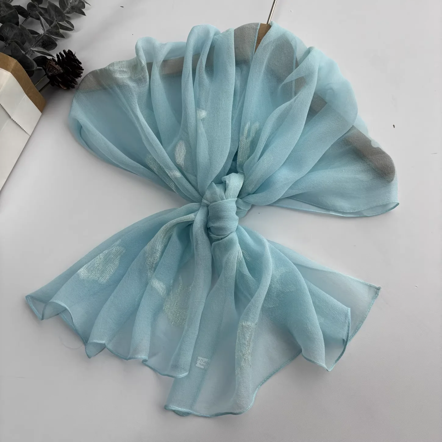 100% Silk elegant womens shawl for women white black red purple blue coffee embroidered neck scarves neckerchief headscarf
100% Silk elegant womens shawl for women white black red purple blue coffee embroidered neck scarves neckerchief headscarf