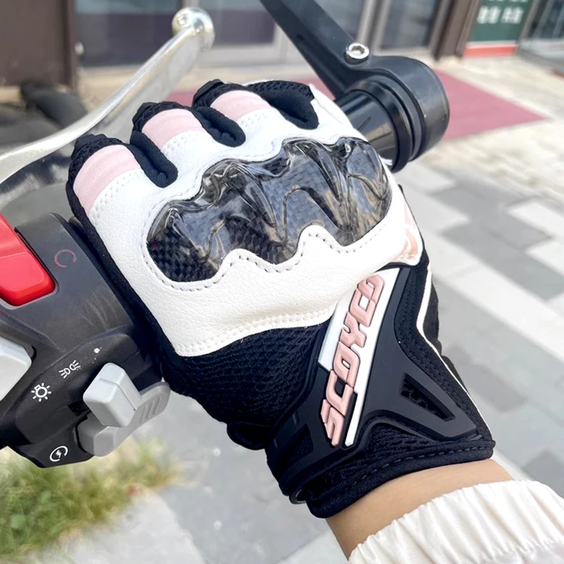 New Motorcycle Riding Gloves Women'S Winter Warm Windproof Waterproof Rider Motorcycle Four Seasons General Carbon Fiber Gloves
New Motorcycle Riding Gloves Women'S Winter Warm Windproof Waterproof Rider Motorcycle Four Seasons General Carbon Fiber Gloves