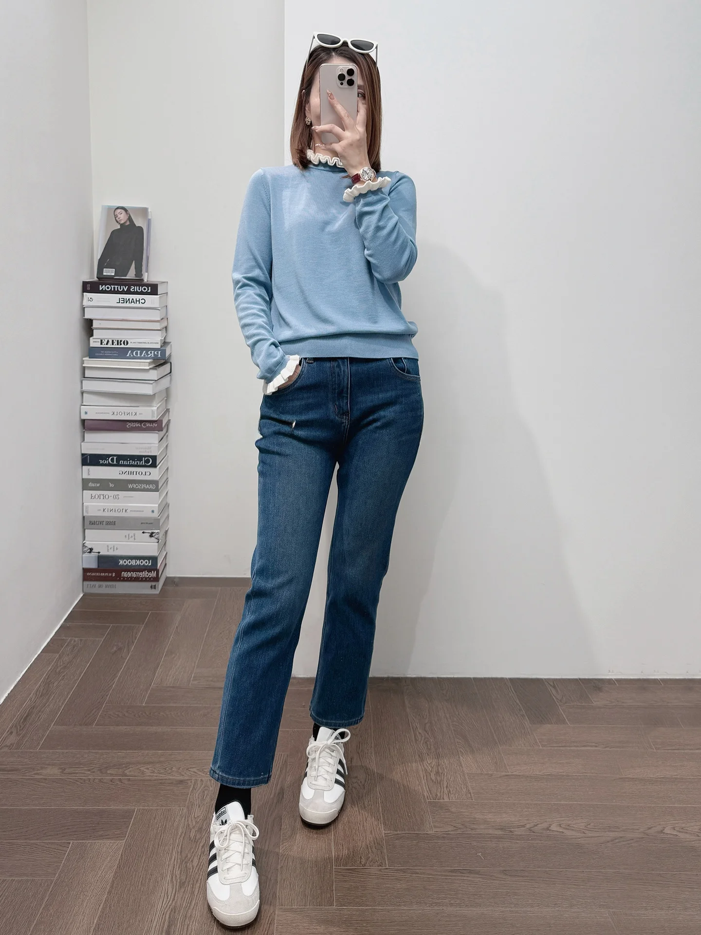 Вязаный вручную шерстяной свитер ST из 100% мериносовой тонкопряденой шерсти, 260 г, 60 петель, двойная нить, 6 игл, защита от катышков и усадки
Вязаный вручную шерстяной свитер ST из 100% мериносовой тонкопряденой шерсти, 260 г, 60 петель, двойная нить, 6 игл, защита от катышков и усадки