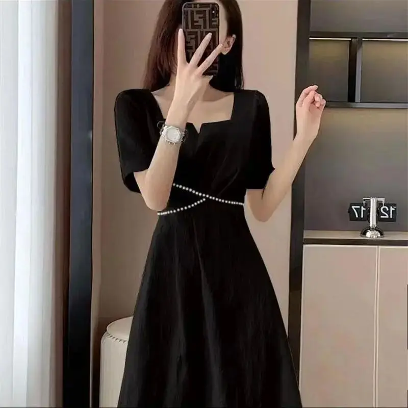 2025 Summer New Retro Mid-length Jacquard Fashionable Short-sleeved Versatile Elegant Dress
2025 Summer New Retro Mid-length Jacquard Fashionable Short-sleeved Versatile Elegant Dress