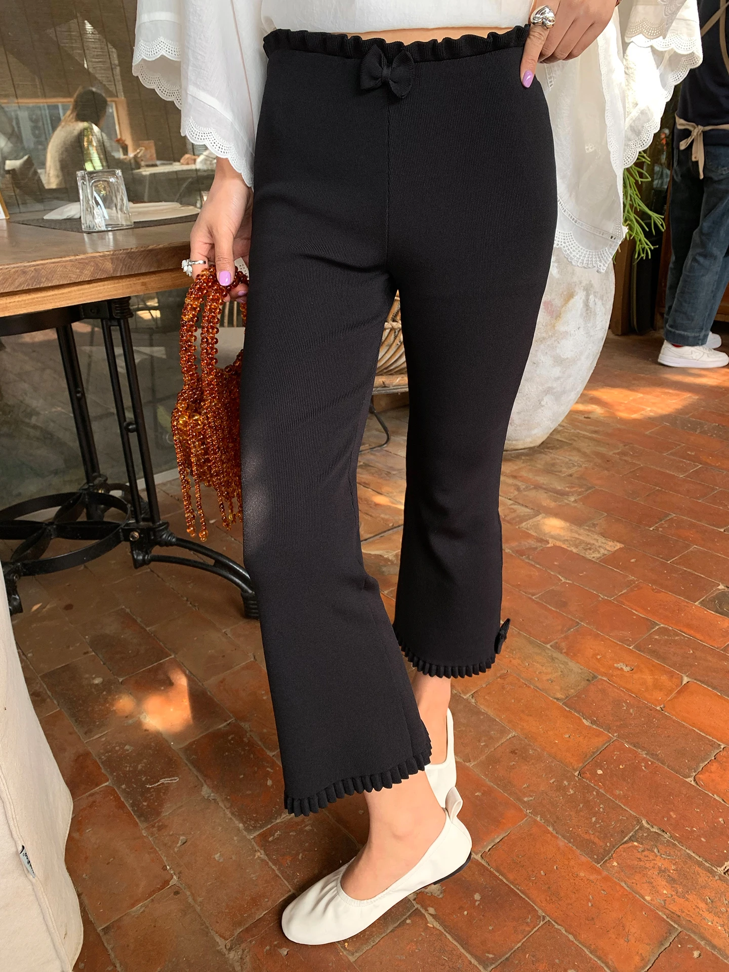 Slim Fit Black Knitted Capri Pants for Women High Waist Flared Leggings Casual Style Small Size Friendly Spring New Arrival
Slim Fit Black Knitted Capri Pants for Women High Waist Flared Leggings Casual Style Small Size Friendly Spring New Arrival
