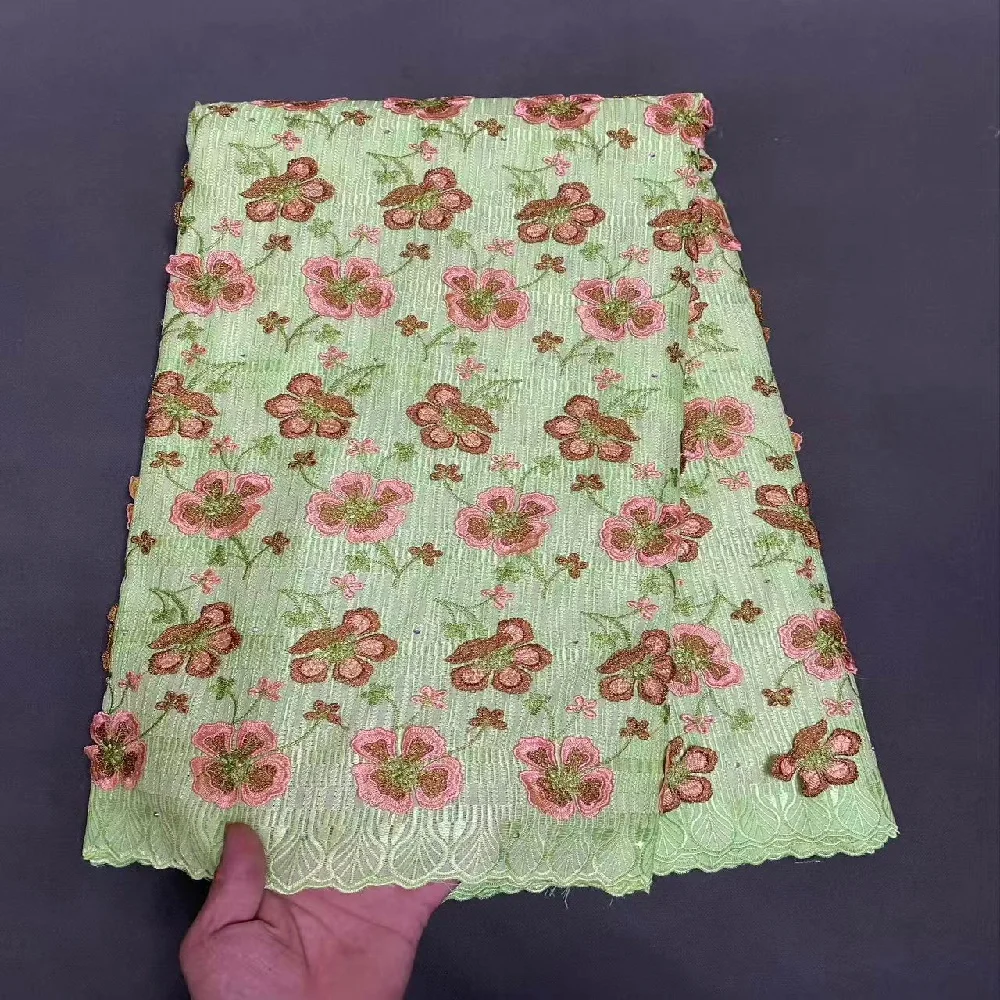 Африканская 3D хлопковая кружевная ткань, высокое качество, вышивка, нигерийская свадебная вышивка, французский тюль, шитье
Африканская 3D хлопковая кружевная ткань, высокое качество, вышивка, нигерийская свадебная вышивка, французский тюль, шитье